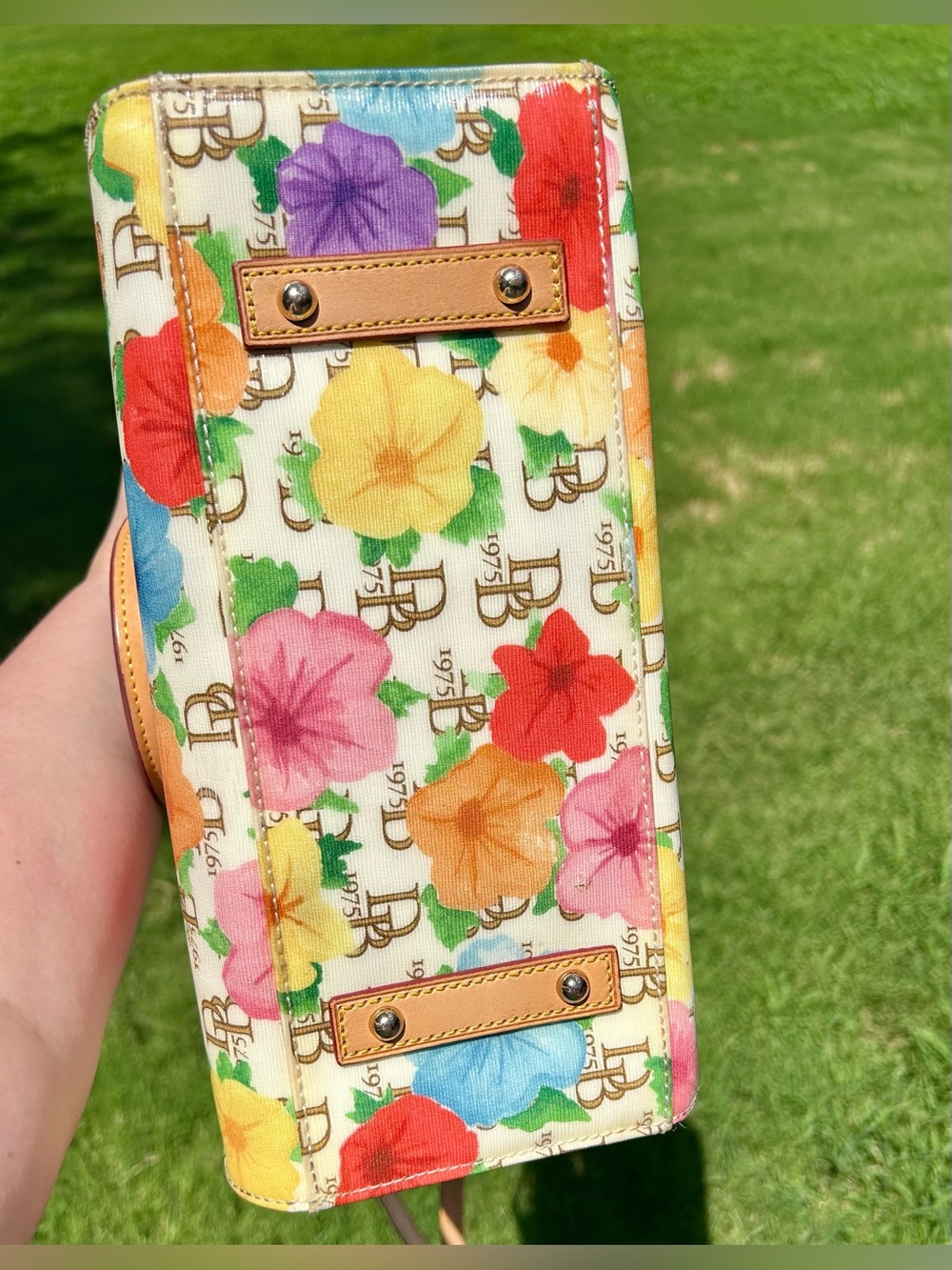 Dooney & Bourke DB 1975 Hibiscus Floral Janine Satchel & Wallet EUC - Picture 8 of 16